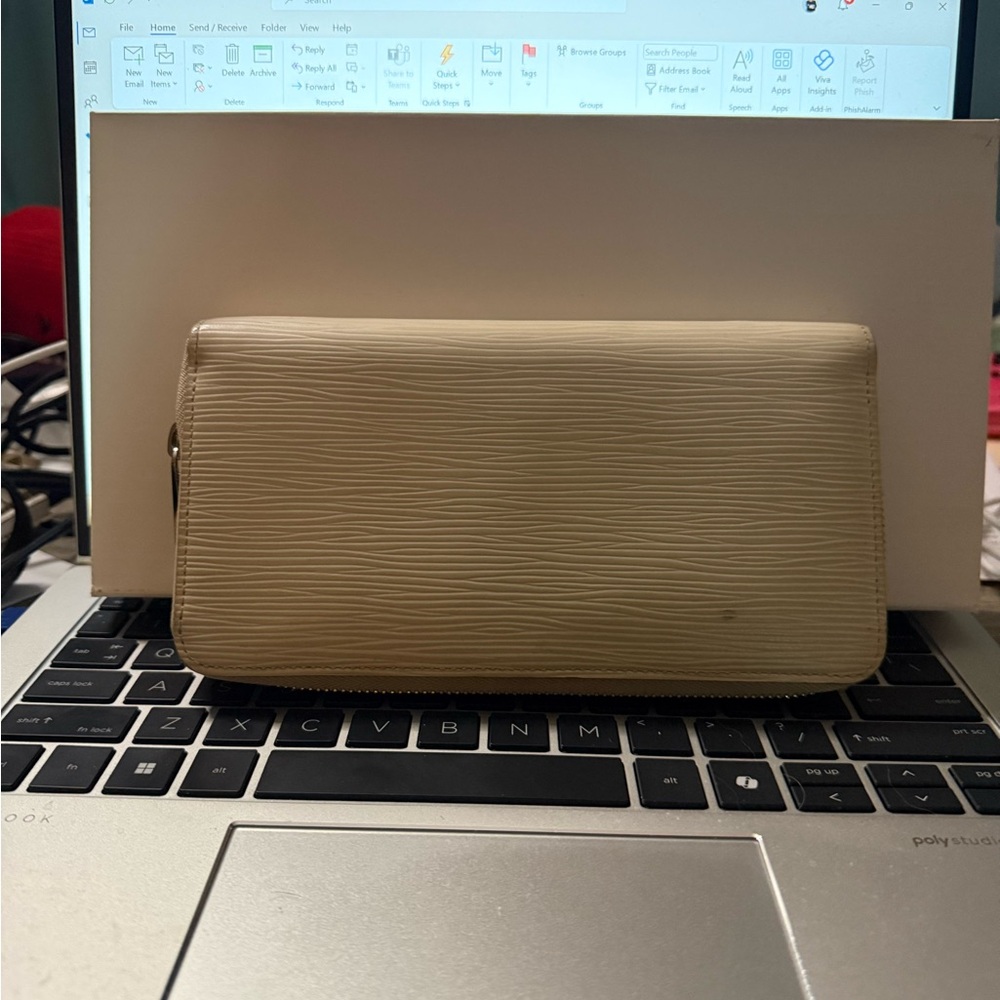 Elegant Cream Wallet